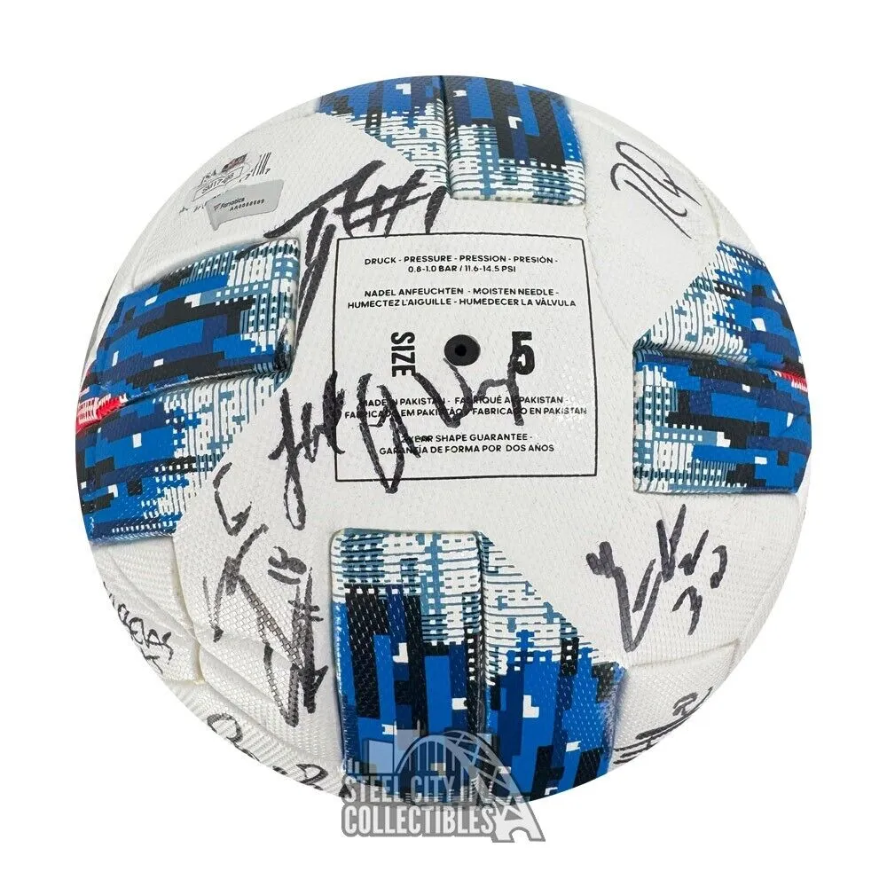 2018 Houston Dynamo Auto Match Used Soccer Ball - JSA/Fanatics LOA (23 Sigs)