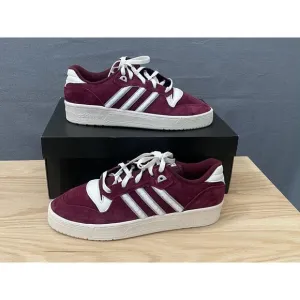 adidas Men’s Maroon Texas A&amp;M Aggies Rivalry Low shoes