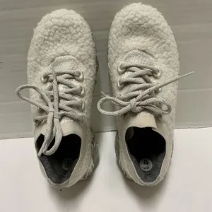 Allbirds Womens  6 Natural White Cloud Pixel Wool Dasher Fluff Sneaker Shoes
