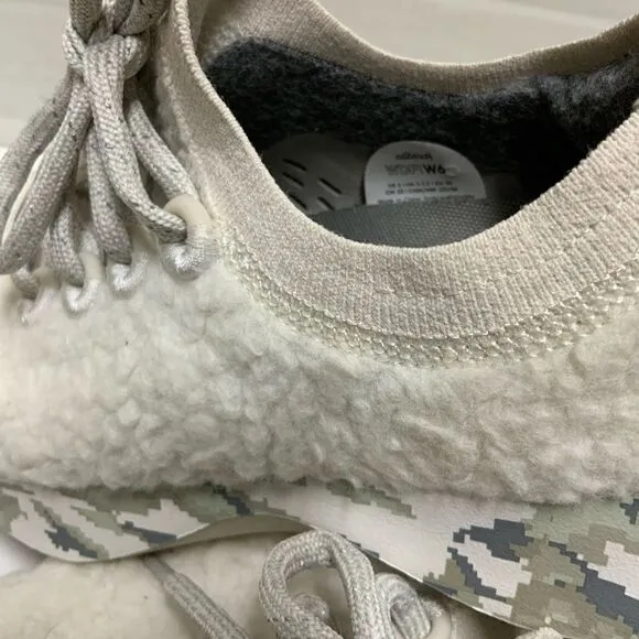 Allbirds Womens  6 Natural White Cloud Pixel Wool Dasher Fluff Sneaker Shoes
