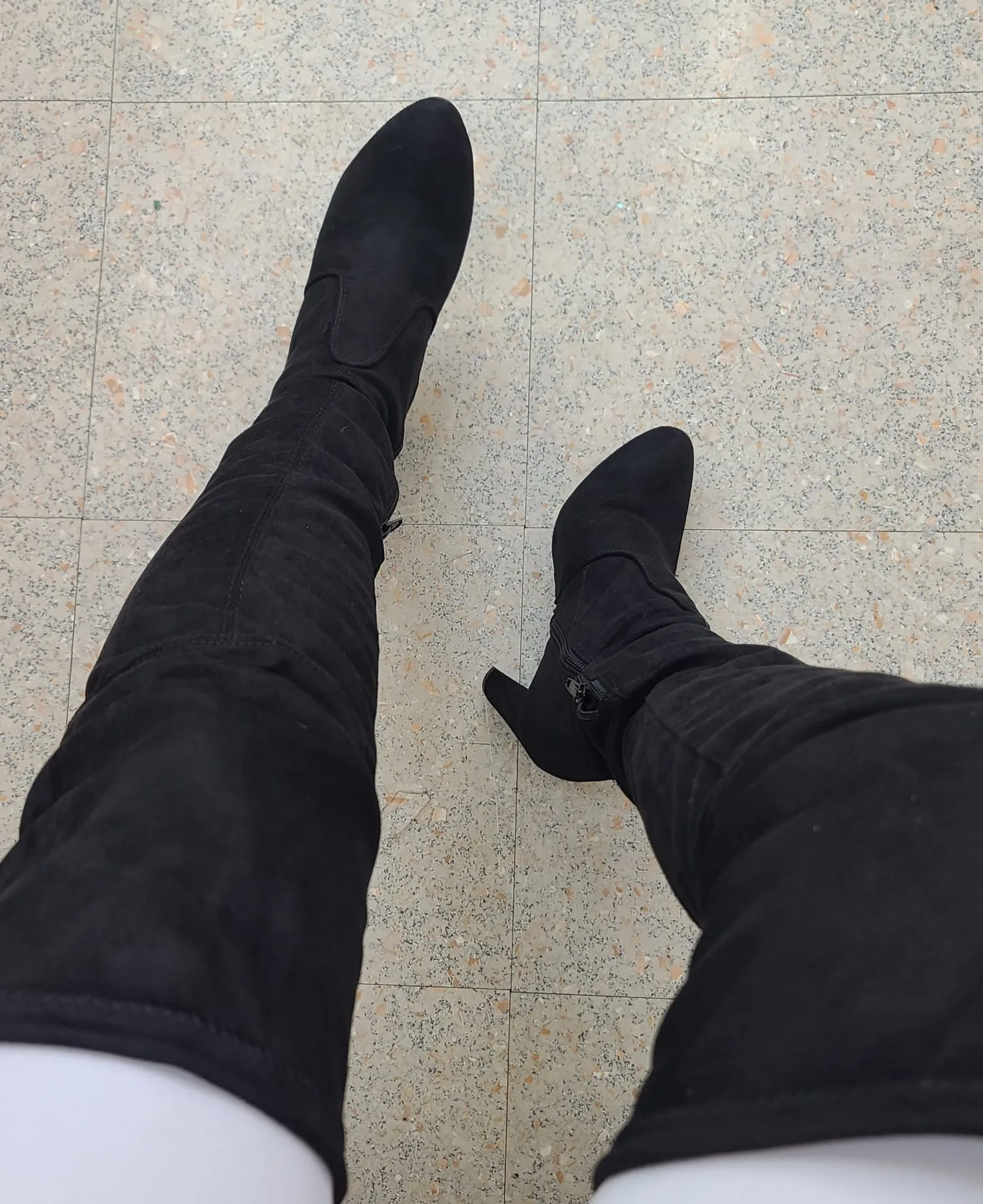 Amaya-01 black