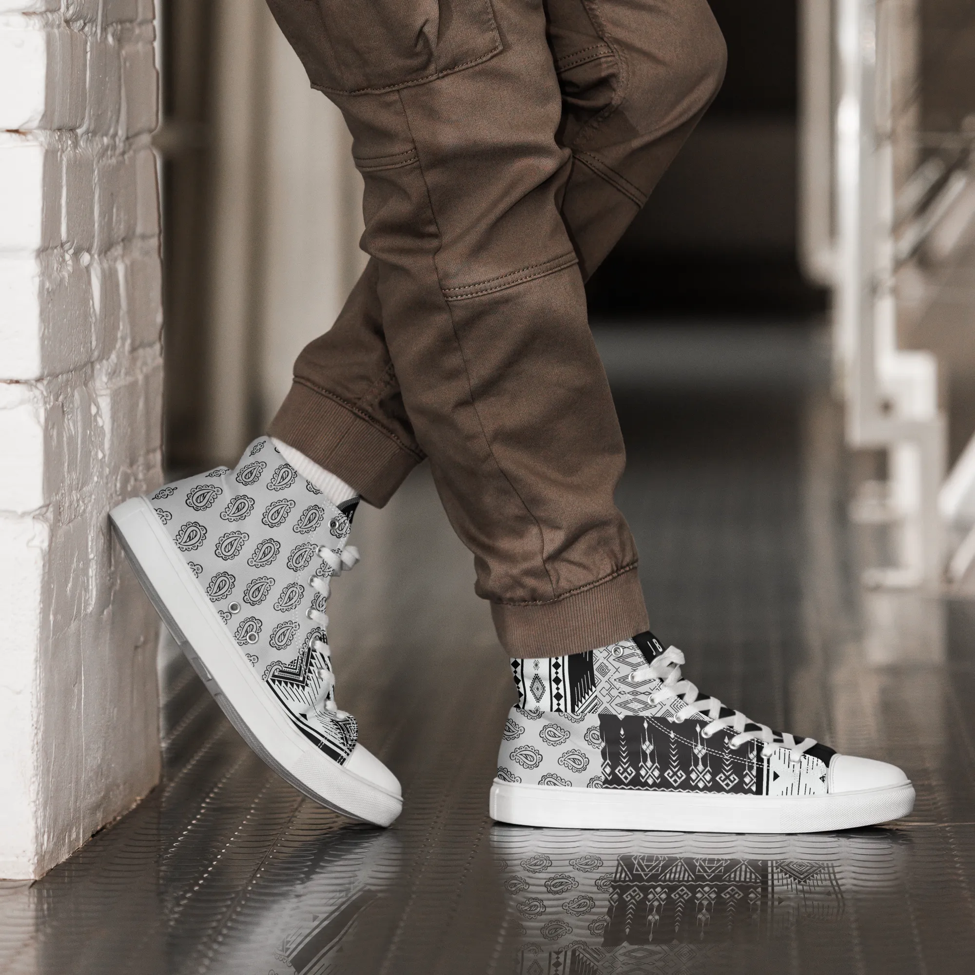 Apache Men’s high canvas shoes