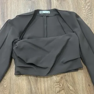 Brown skirt set from Zara