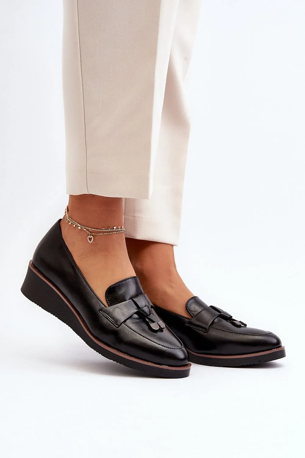 Buskin low shoes