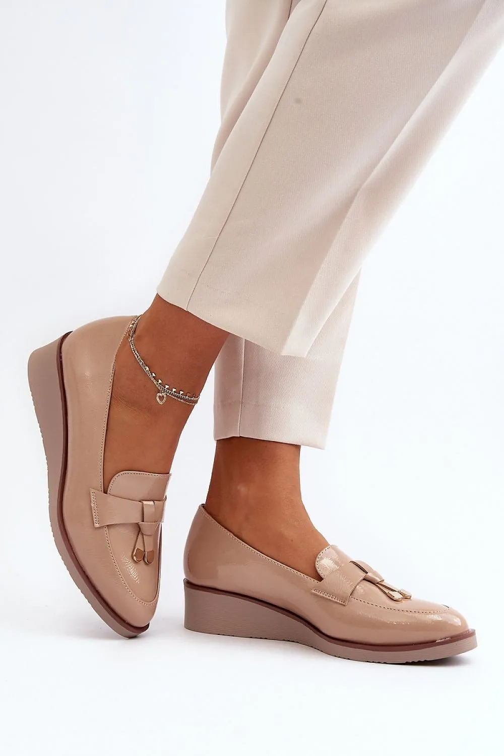 Buskin low shoes