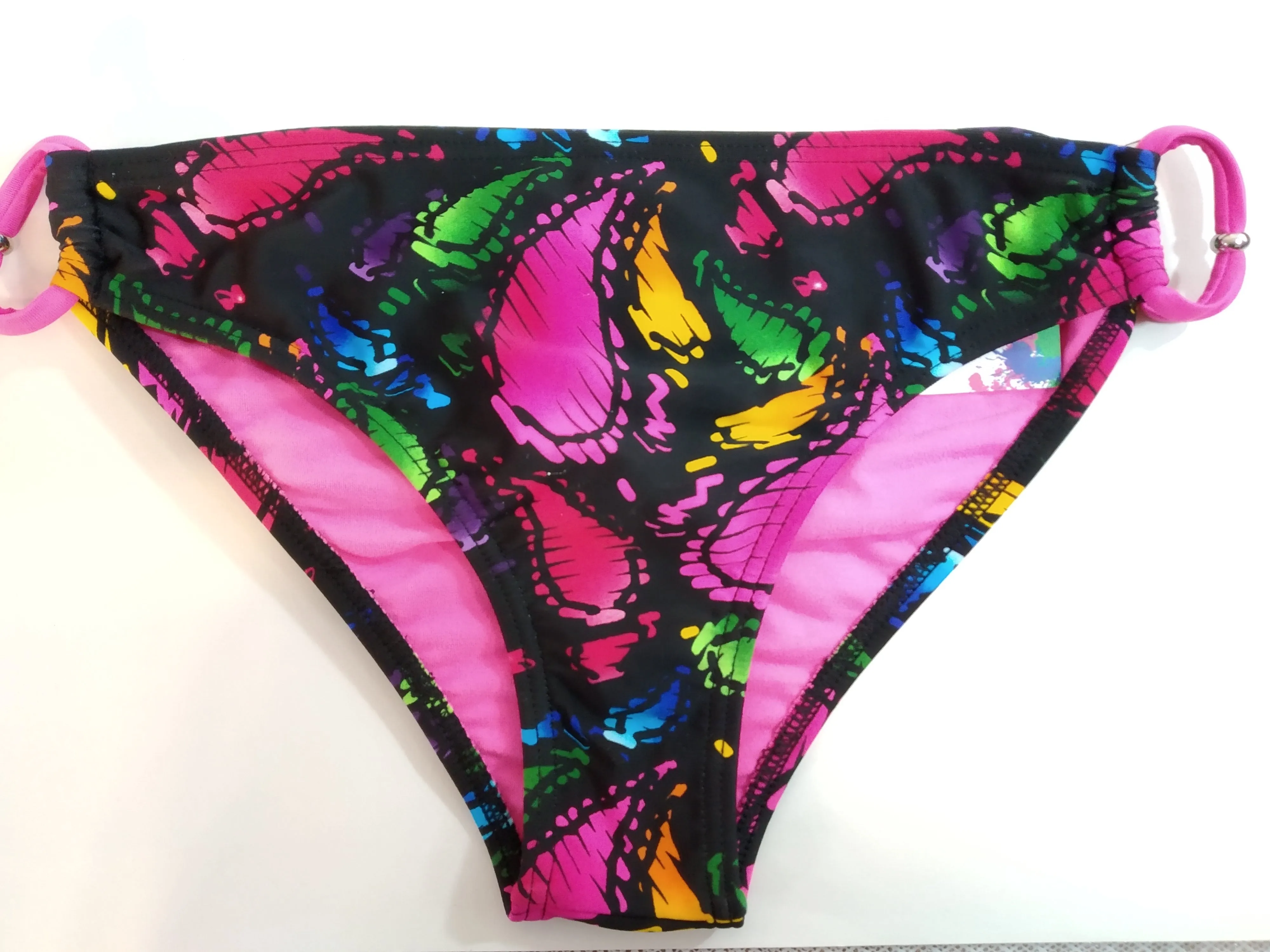 Butterfly  Low cut  bottoms