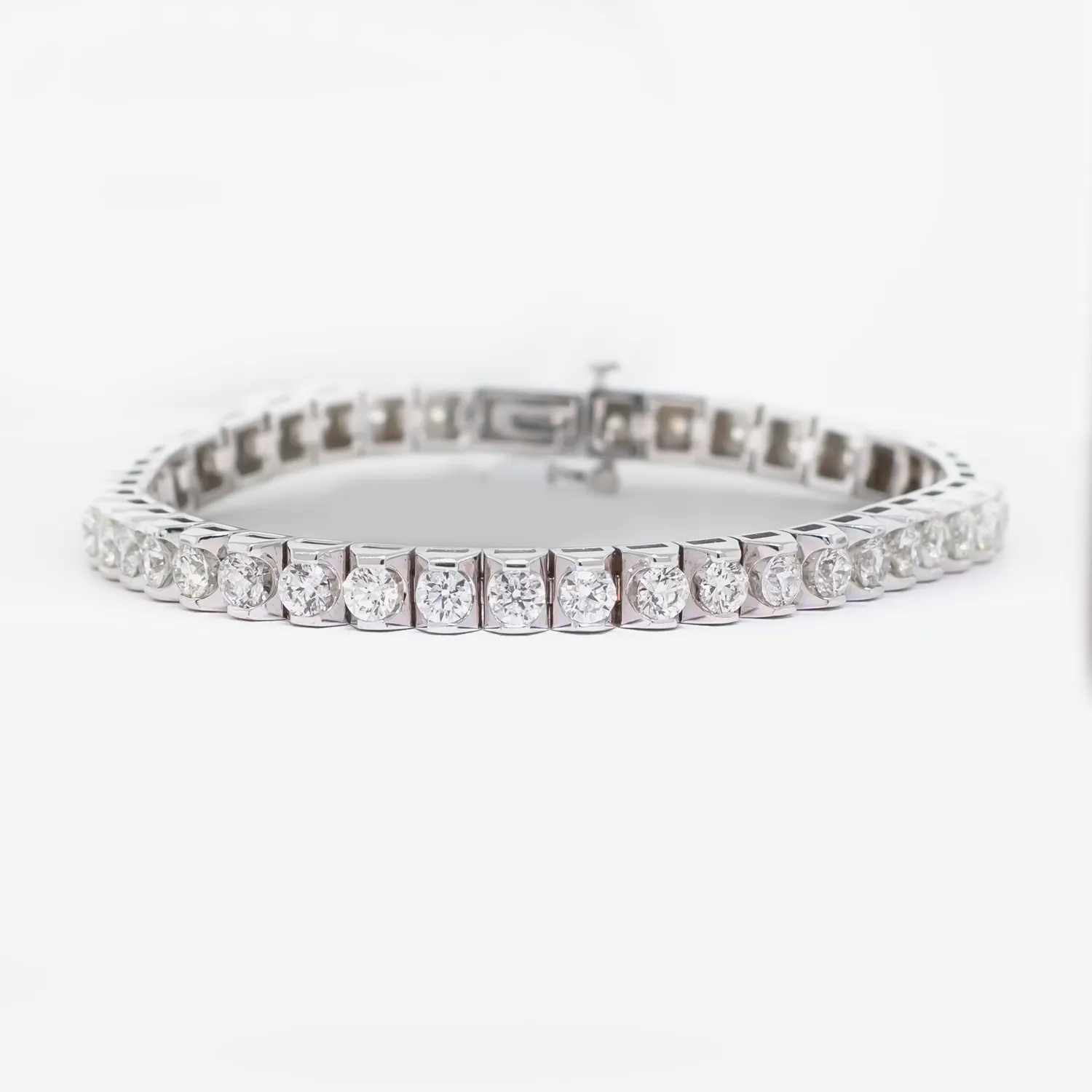 Diamond Tennis Bracelet - 14K White Gold - 7.70ct.