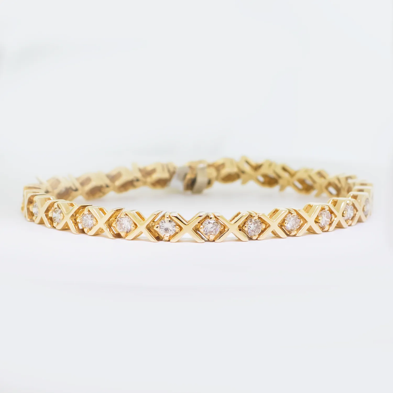 Diamond Tennis Bracelet - 14K Yellow Gold - 2.50ct.