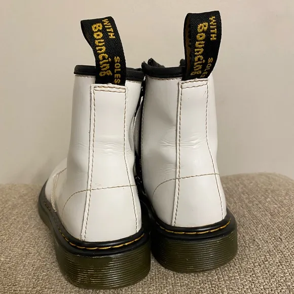 Dr. Martens Combs Little Kid Boot in White Patent Leather