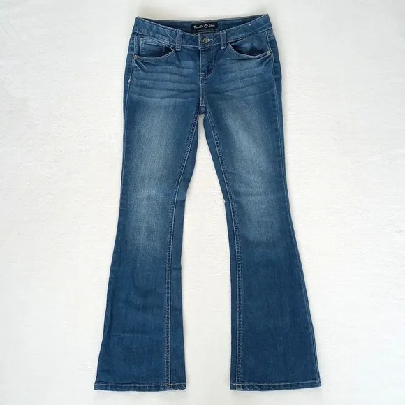 Great Flare Leg Boot Cut Low Rise Jeans Vanilla Star Size 12 (Juniors)