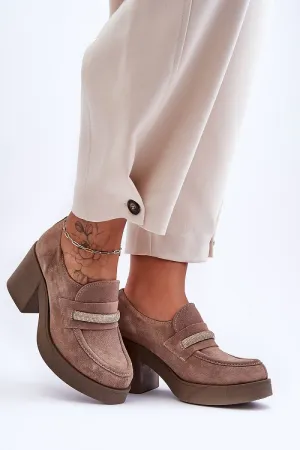 Heeled low shoes