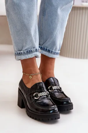 Heeled low shoes