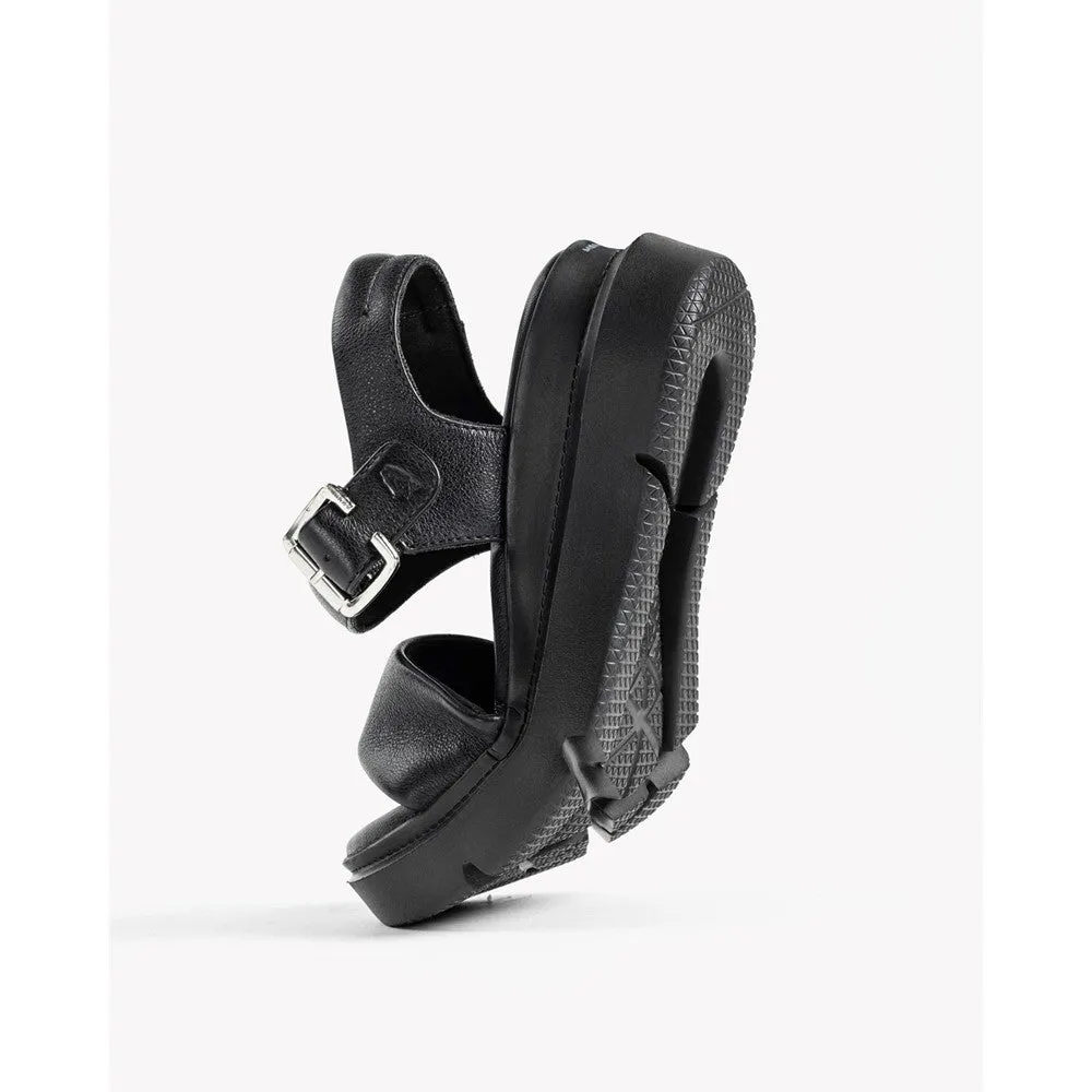 Hush Puppies Uplift Quarter Strap