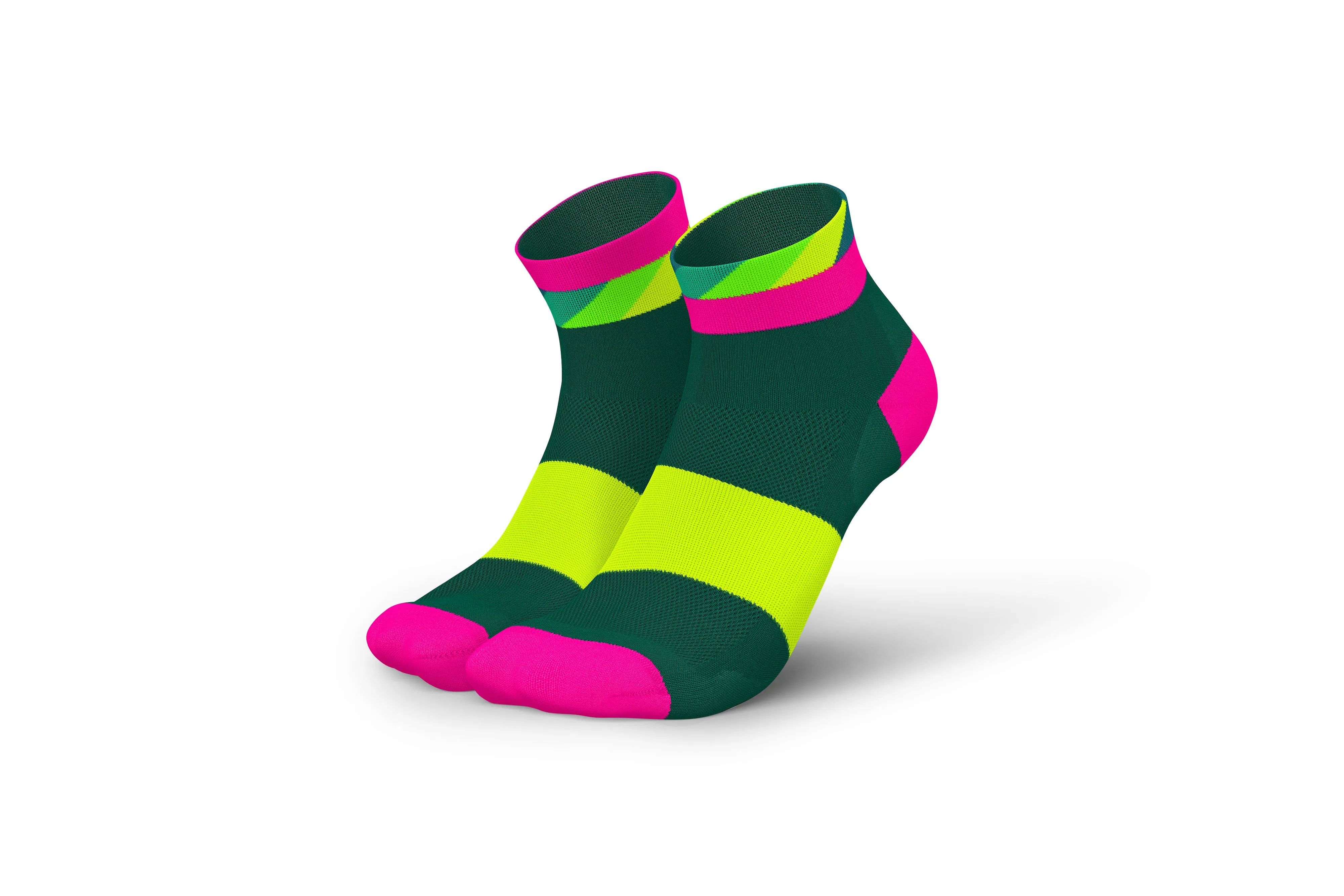 INCYLENCE ULTRALIGHT STRIDES SHORT PETROL PINK
