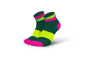 INCYLENCE ULTRALIGHT STRIDES SHORT PETROL PINK