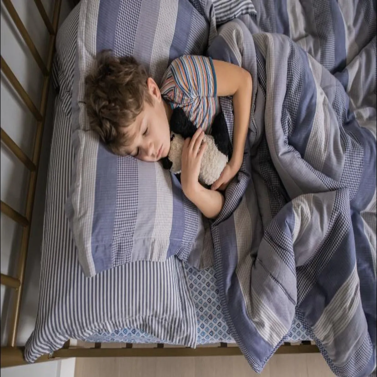 Kids Bunk Quilt & Sham - Navy Mixed Gingham