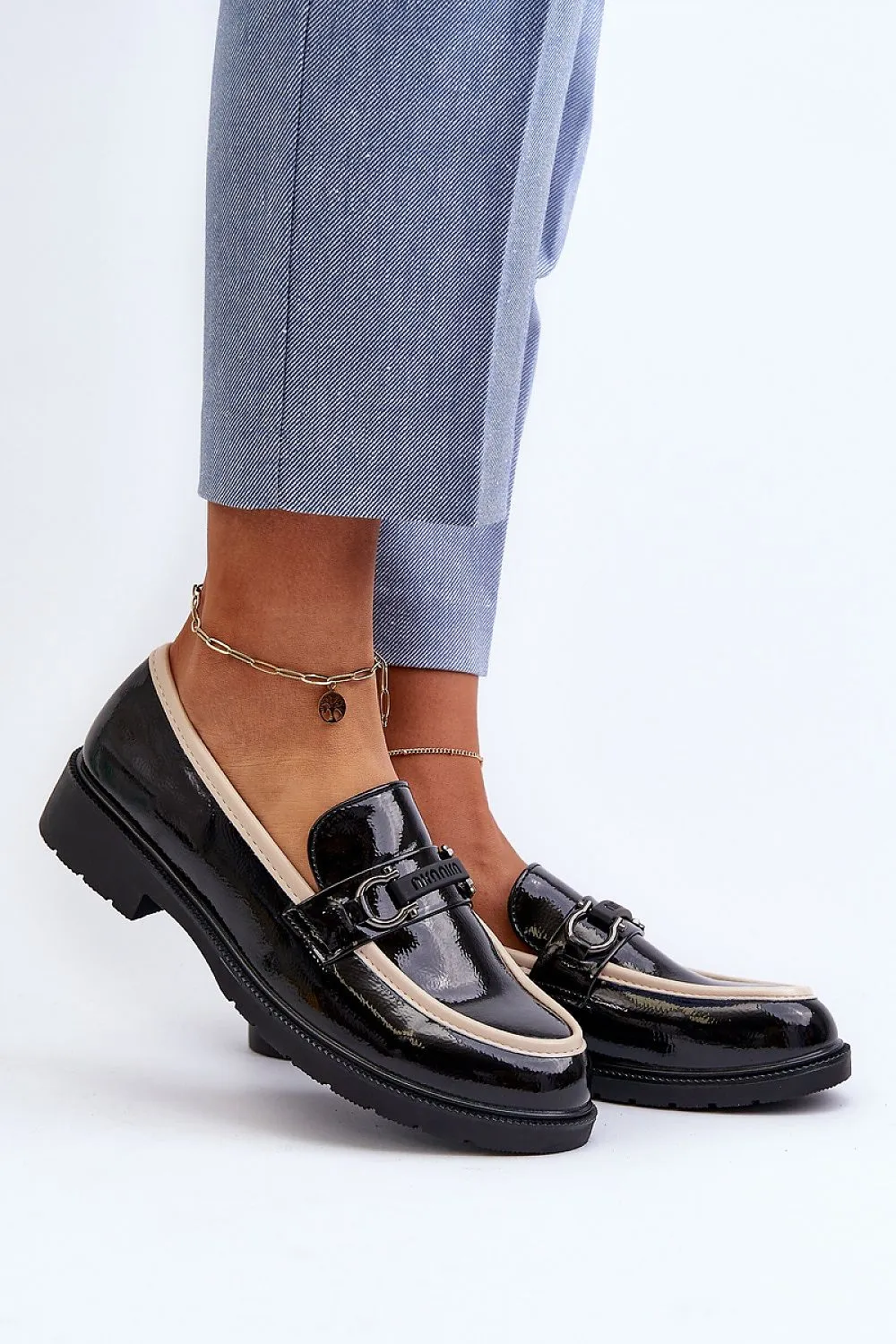 Low Shoes