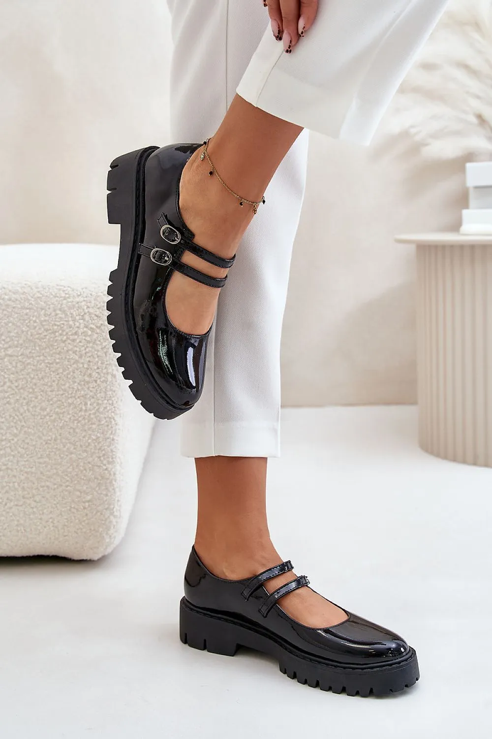 Low Shoes