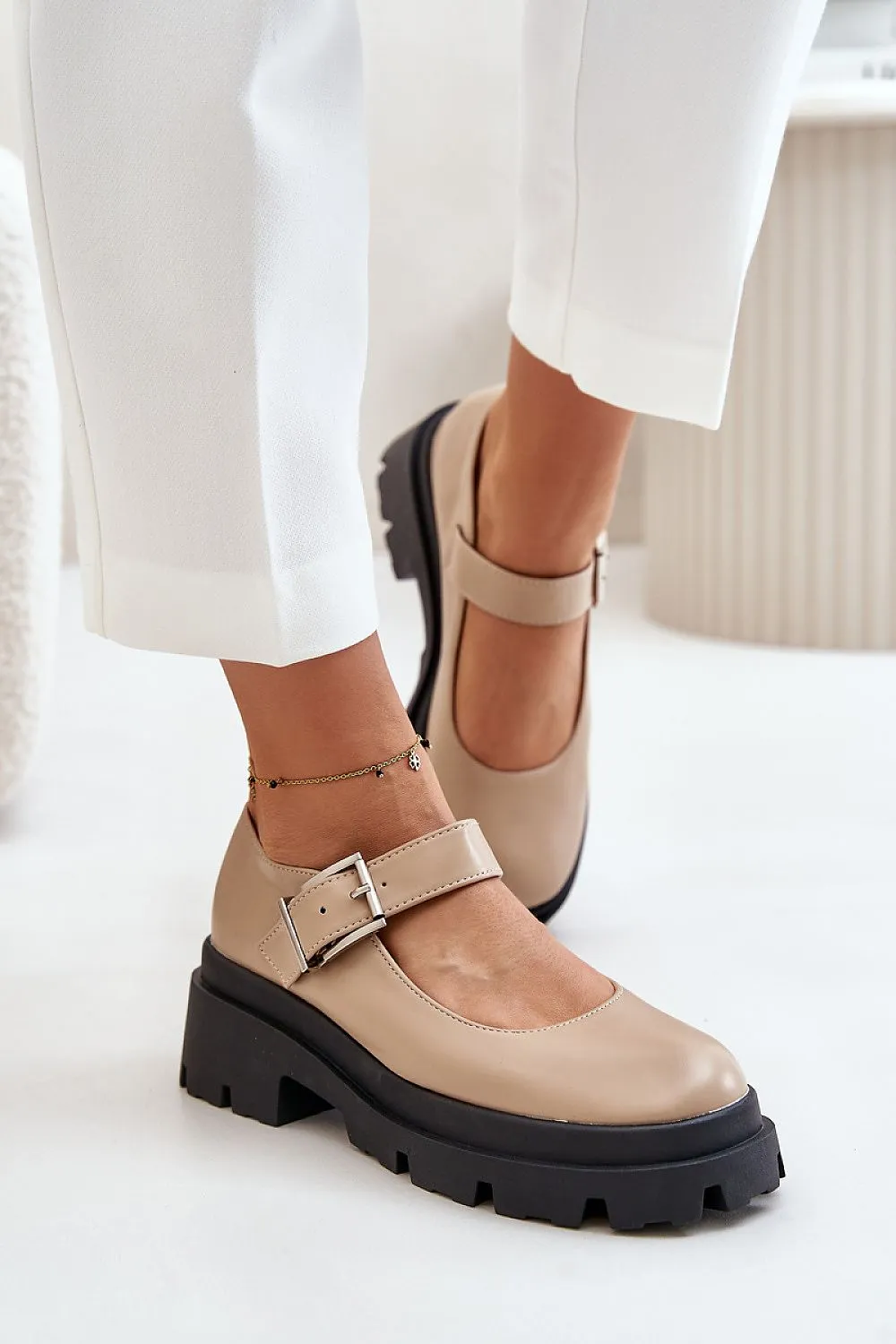 Low Shoes