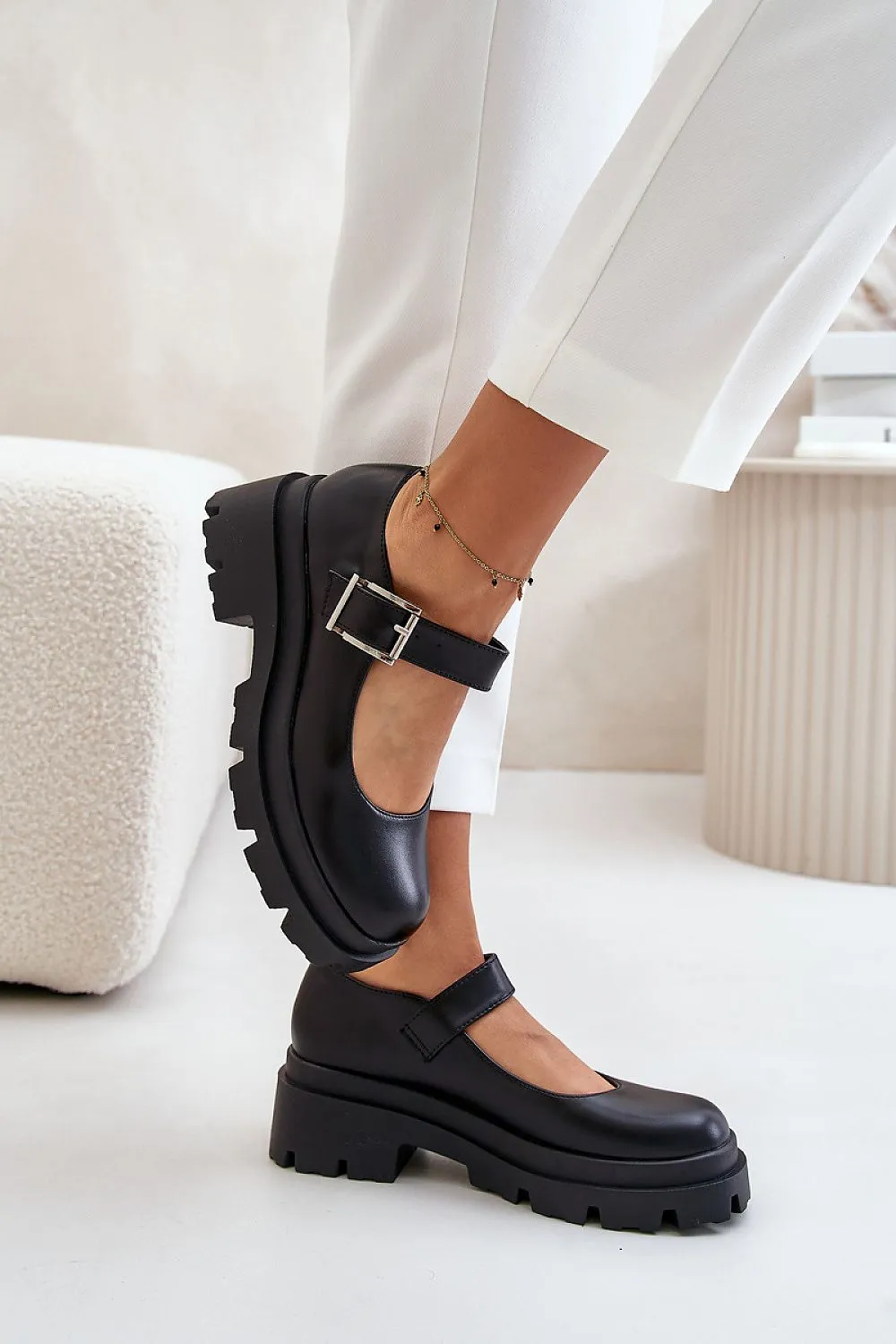 Low Shoes