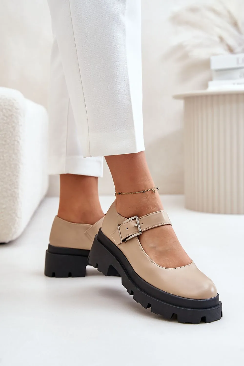 Low Shoes