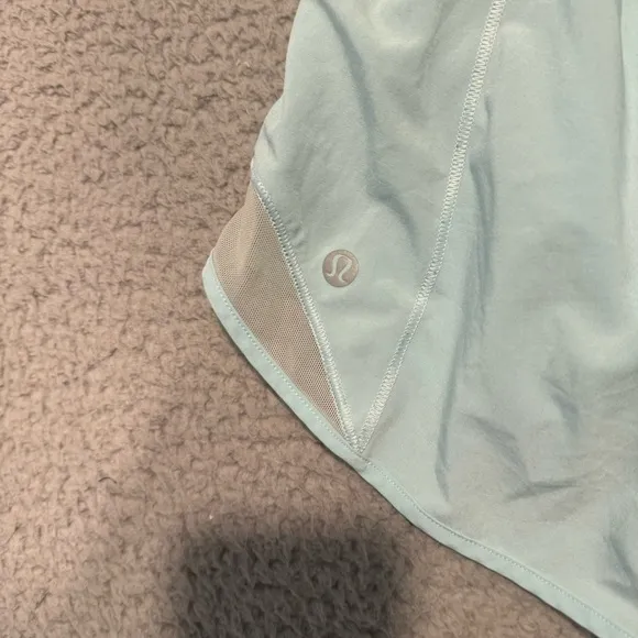Lululemon Hotty Hot High-Rise Lined Short 2.5&quot;Blue Chill Size 6