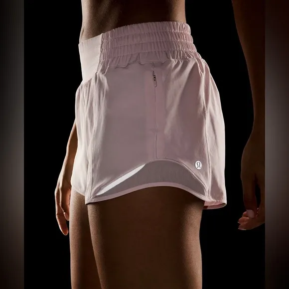 Lululemon Hotty Hot High-Rise Lined Short 2.5&quot;Flush Pink