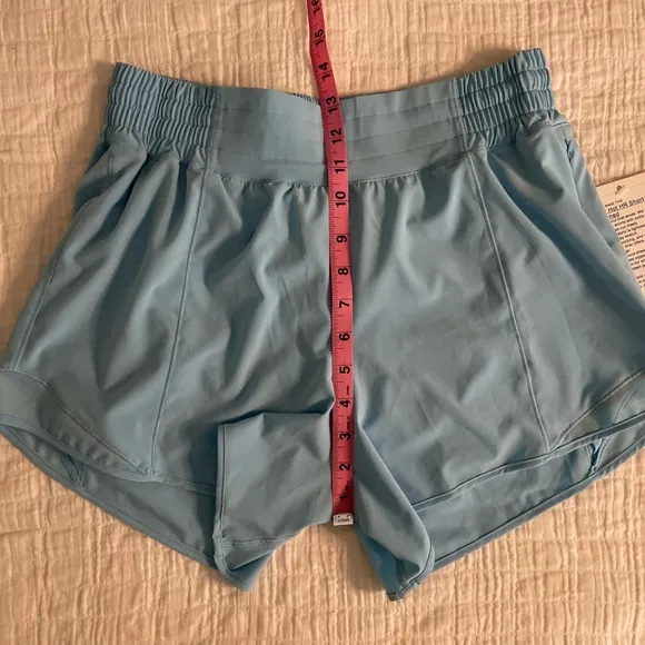 LULULEMON Hotty Hot High-Rise Lined Short 4&quot; in Blue Chill Size 8 NWT