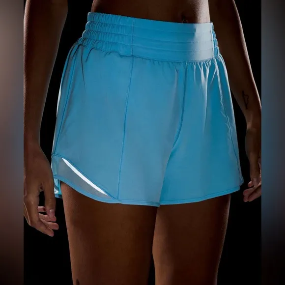 LULULEMON Hotty Hot High-Rise Lined Short 4&quot; in Blue Chill Size 8 NWT