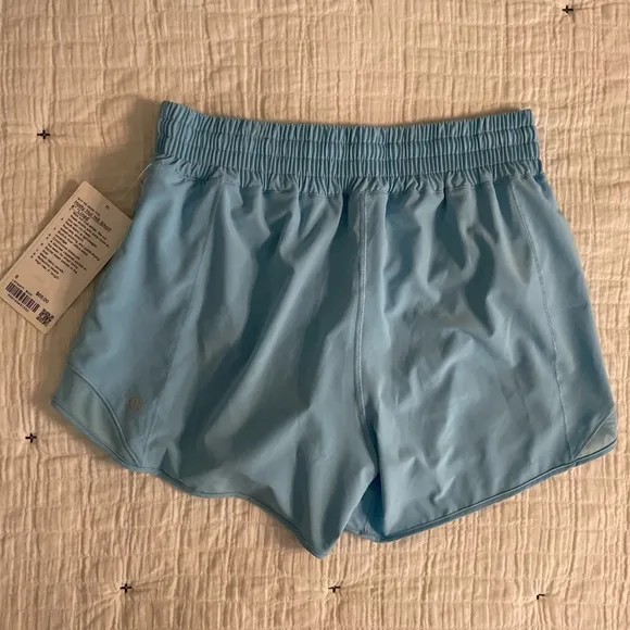 LULULEMON Hotty Hot High-Rise Lined Short 4&quot; in Blue Chill Size 8 NWT