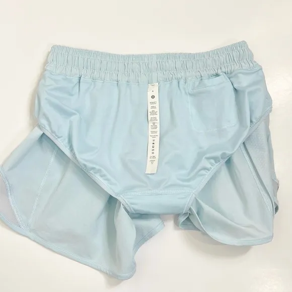 Lululemon Hotty Hot Low-Rise Lined Short 4&quot; Powder Blue