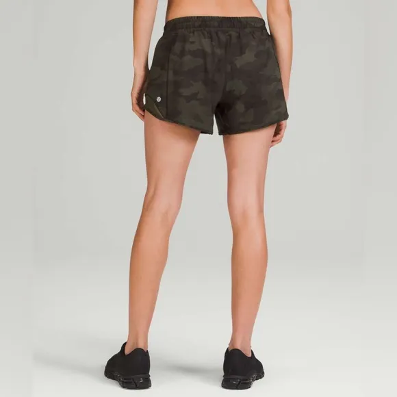 Lululemon Hotty Hot Low Rise Short 4&quot; Heritage 365 Camo Dark Olive Multi 4 Tall