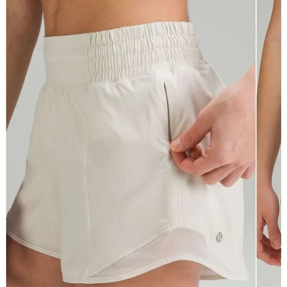 Lululemon Hotty Hot Low-Rise Lined Short 4&quot;Bone Size 6 NWT in packaging