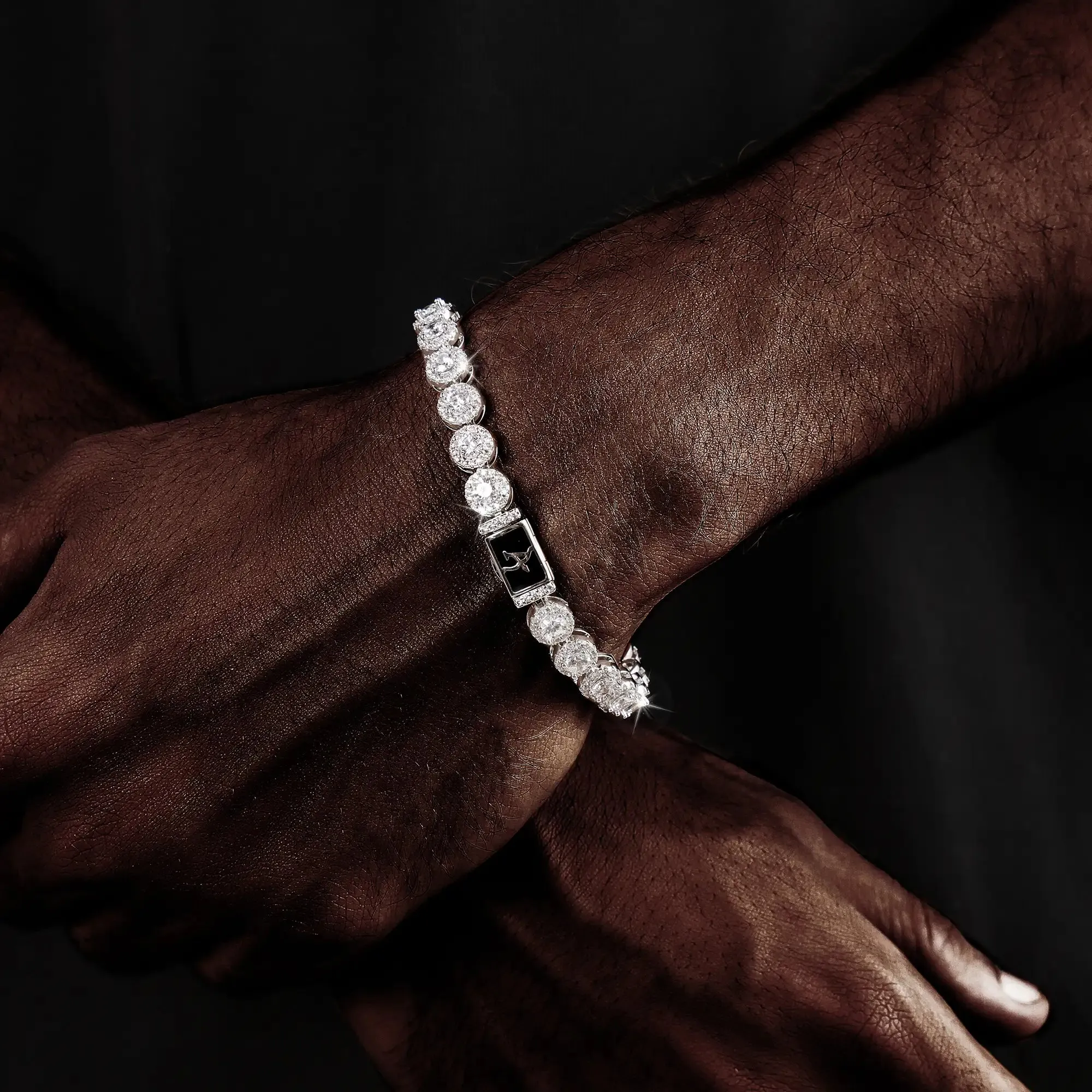 Moissanite Round Cut Clustered Tennis Bracelet - 7mm