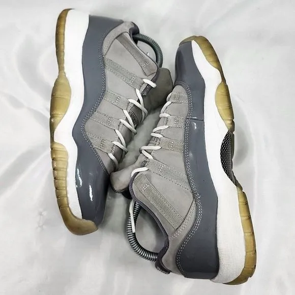 Nike Air Jordan 11 XI Retro Low Cool‎ Wolf Gray Shoes 528896-003 Youth Size 6Y