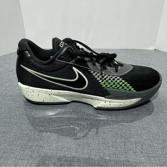 Nike Air Zoom GT Cut Academy Basketball Shoes FB2599-001 Black Men's Size 12 New