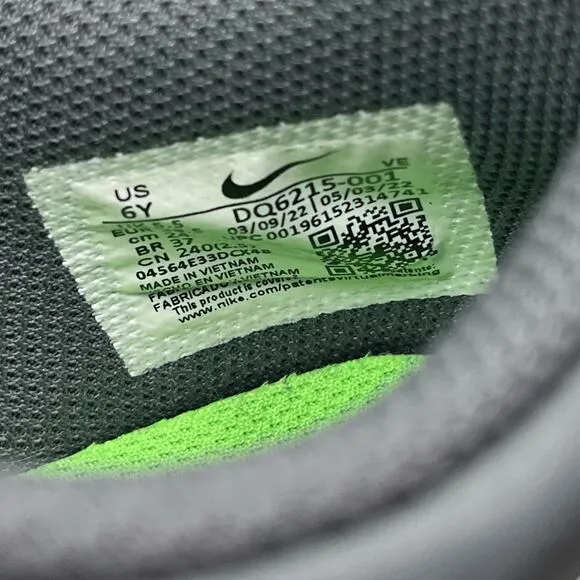 Nike Dunk Low SE (GS) Youth Halloween Sneakers 2022