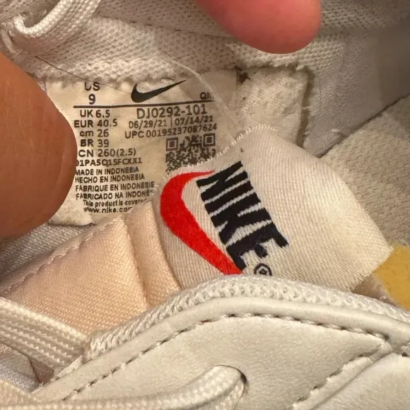 Nike Women's Blazer '77 Low Shoes