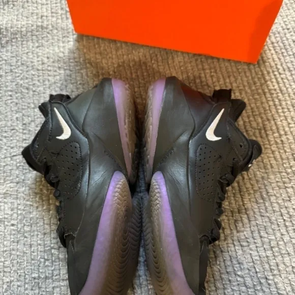 Nike Zoom Freak 2 Youth Size 4Y Black Running Shoes