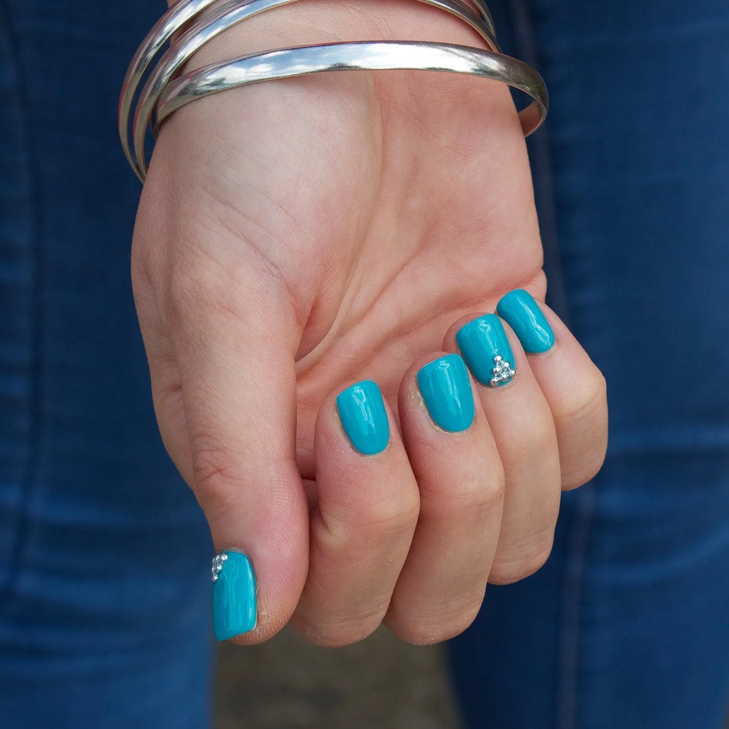 NO.120 TURQUOISE TEA CUP NAIL POLISH