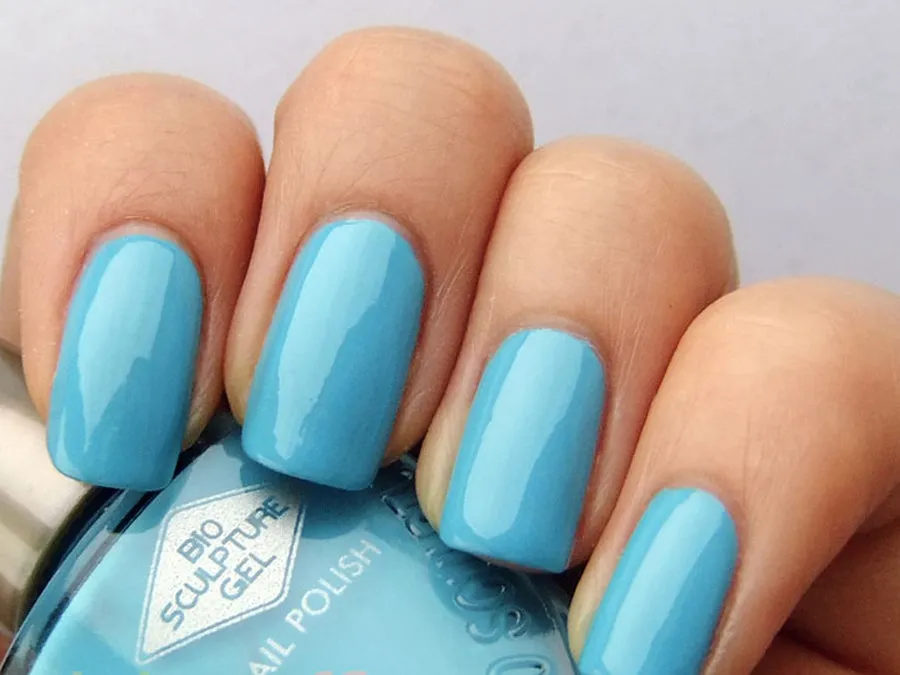 NO.134 AQUACADE NAIL POLISH