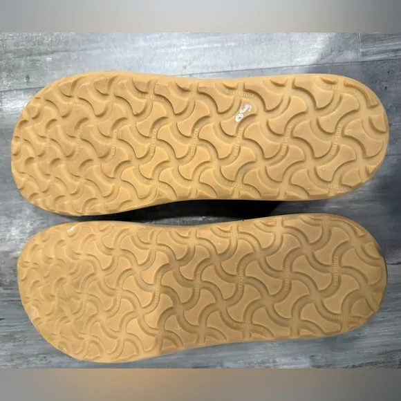 Oswego Birkenstocks Tan Slip-On Shoes, faded khaki size 40