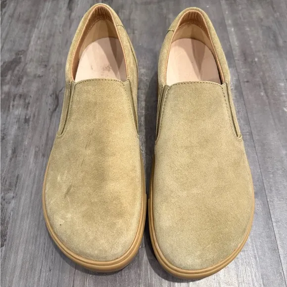 Oswego Birkenstocks Tan Slip-On Shoes, faded khaki size 40