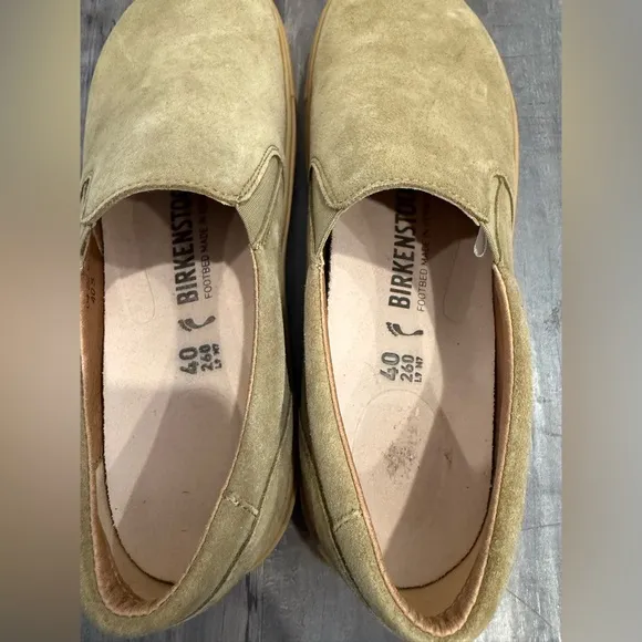 Oswego Birkenstocks Tan Slip-On Shoes, faded khaki size 40