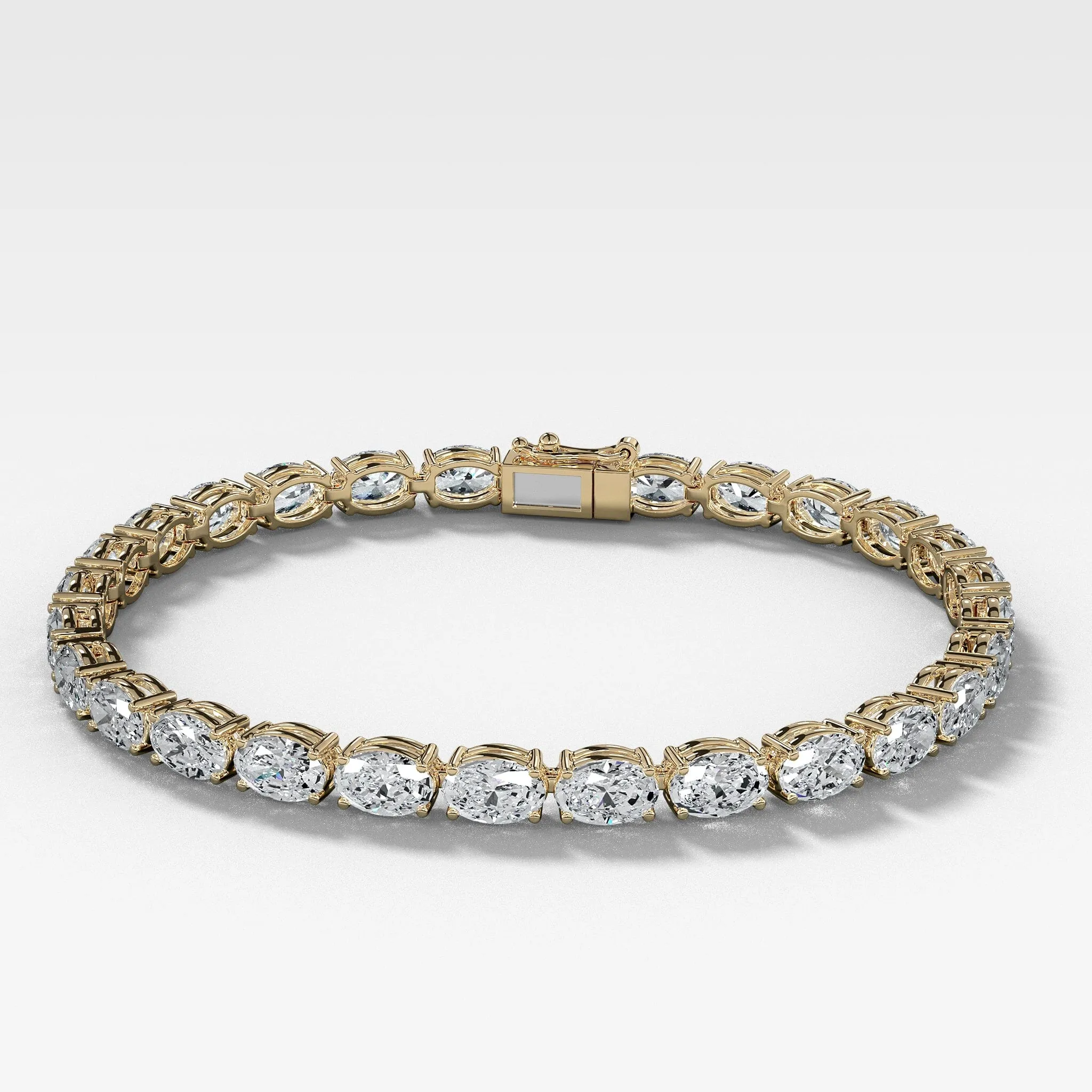 Oval Cut Tennis Bracelet (10.30 carat)