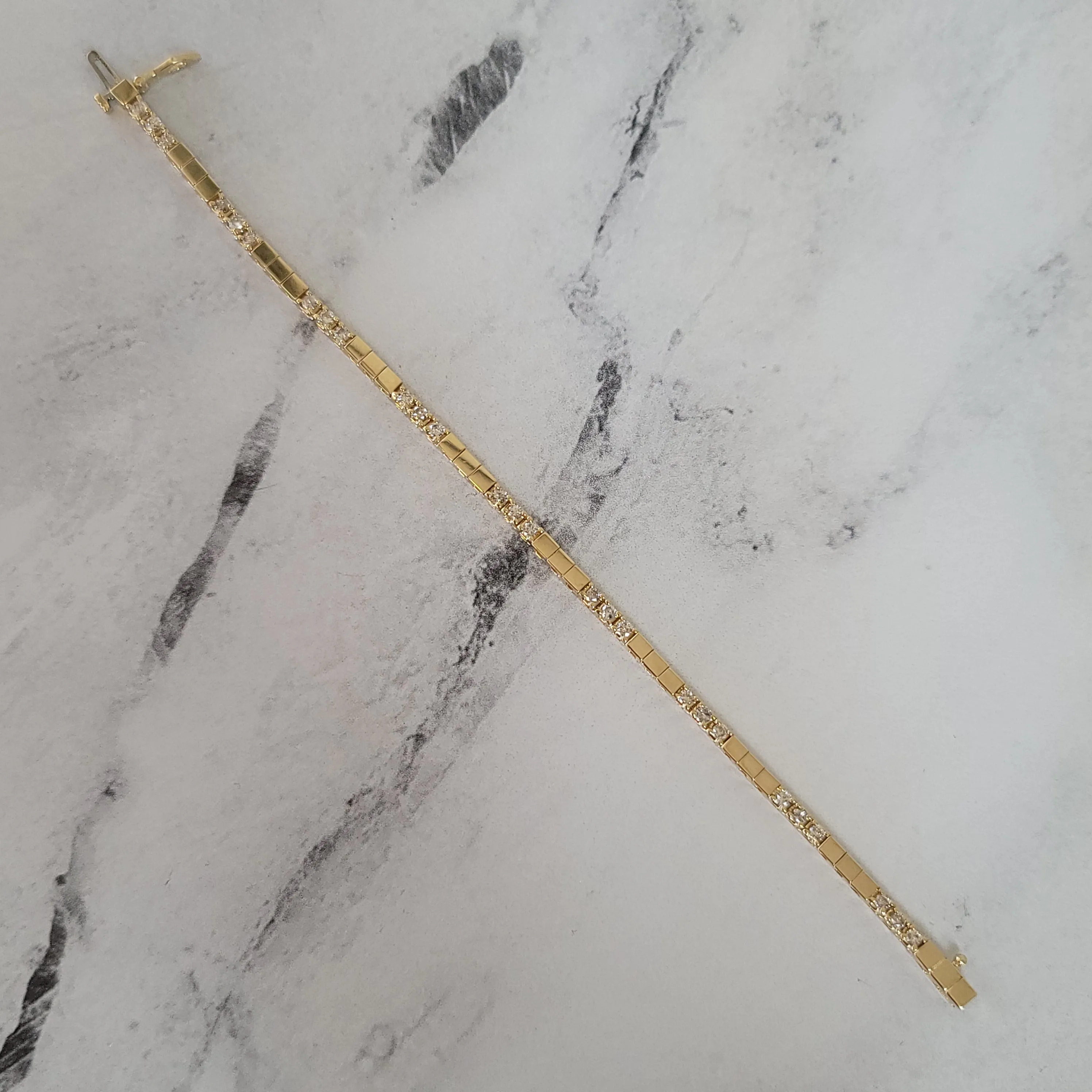 Polished Square Diamond Tennis Bracelet 14k Yellow Gold