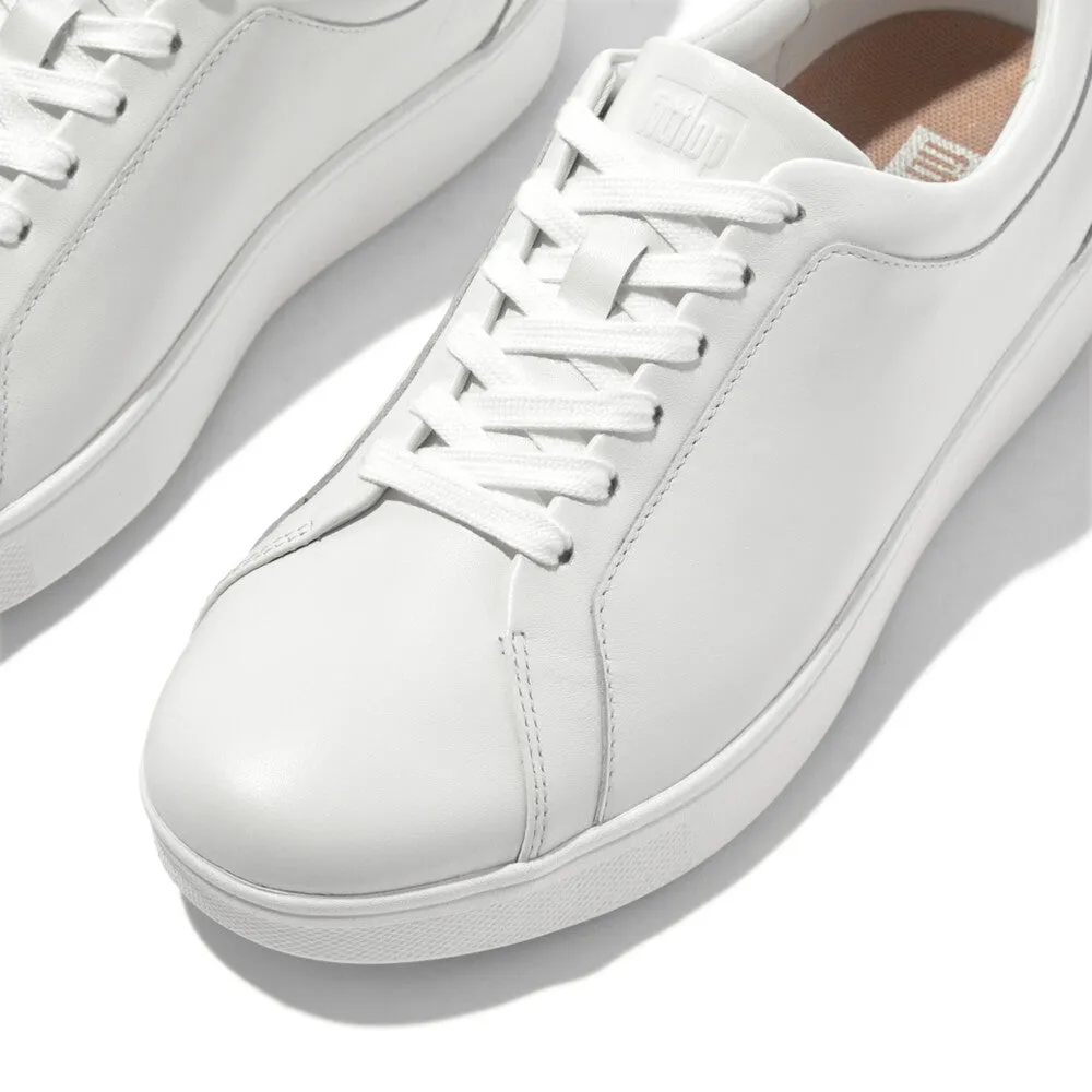Rally Sneakers in White
