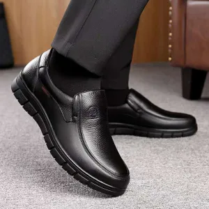 REGAL™ | Men's Supportive Walking Shoes