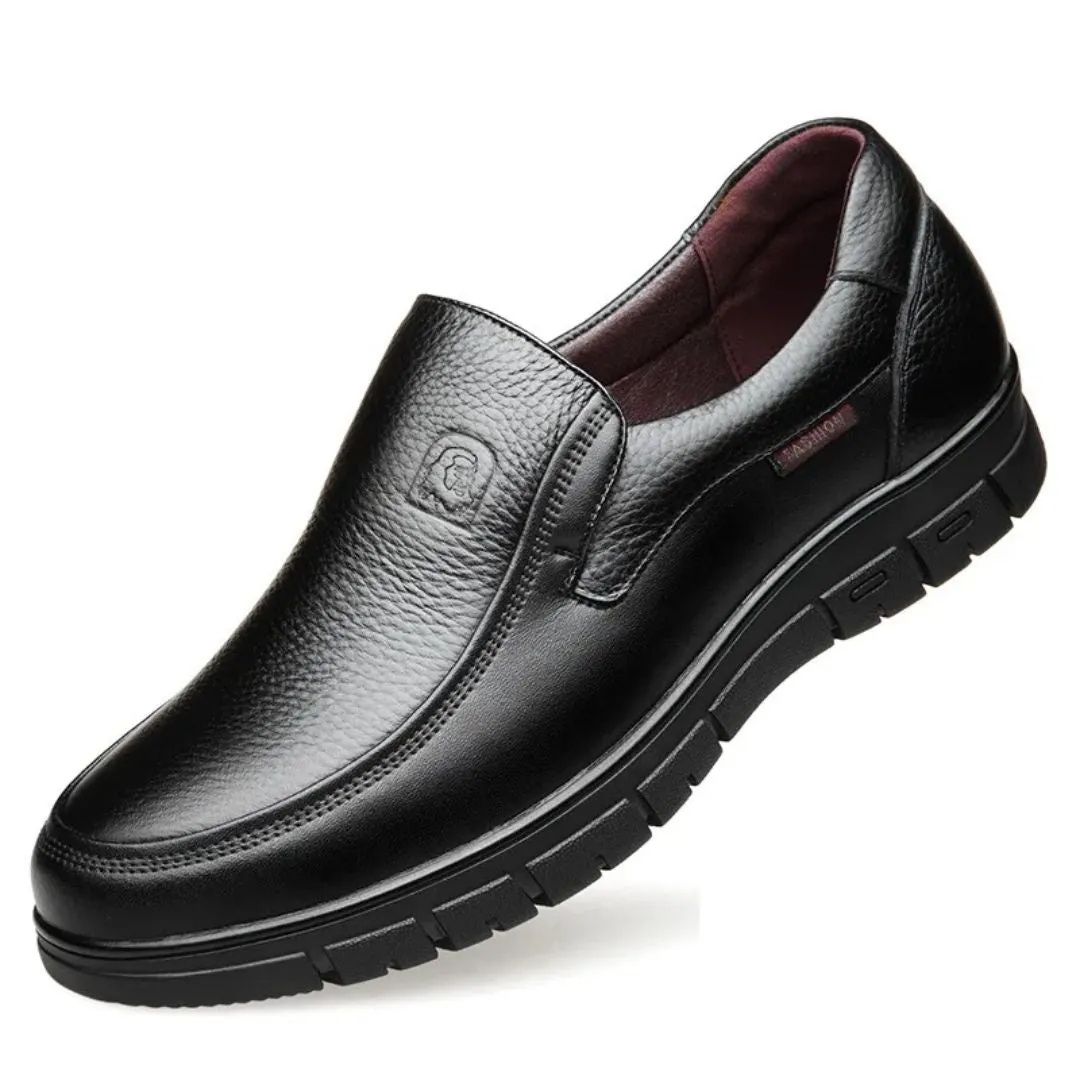 REGAL™ | Men's Supportive Walking Shoes