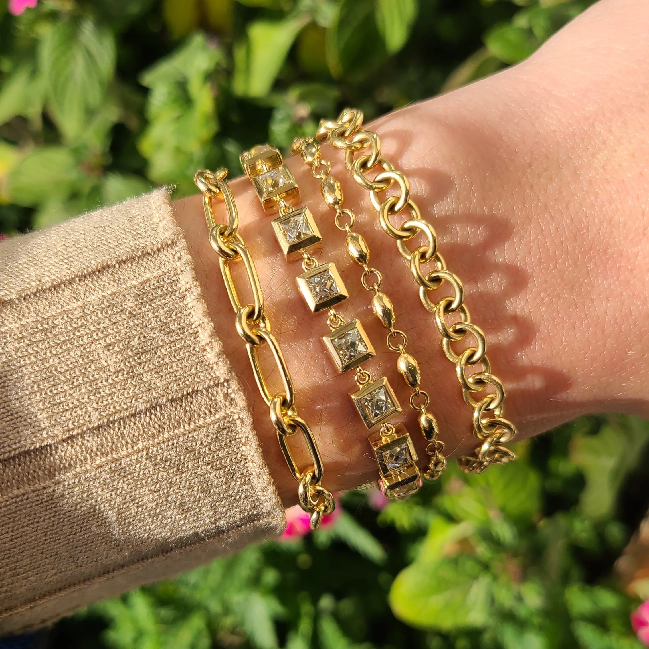 SMALL KARINA BRACELET